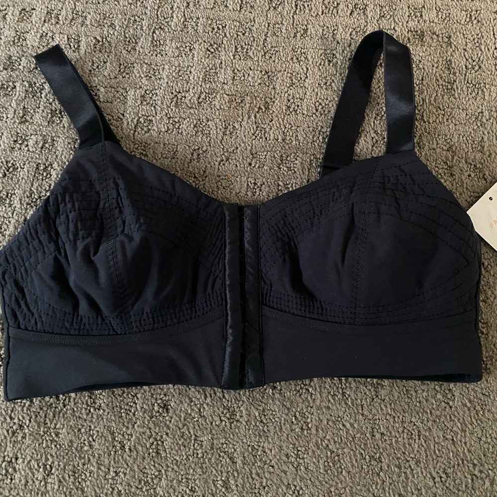 NWT Fabletics Sports Bra